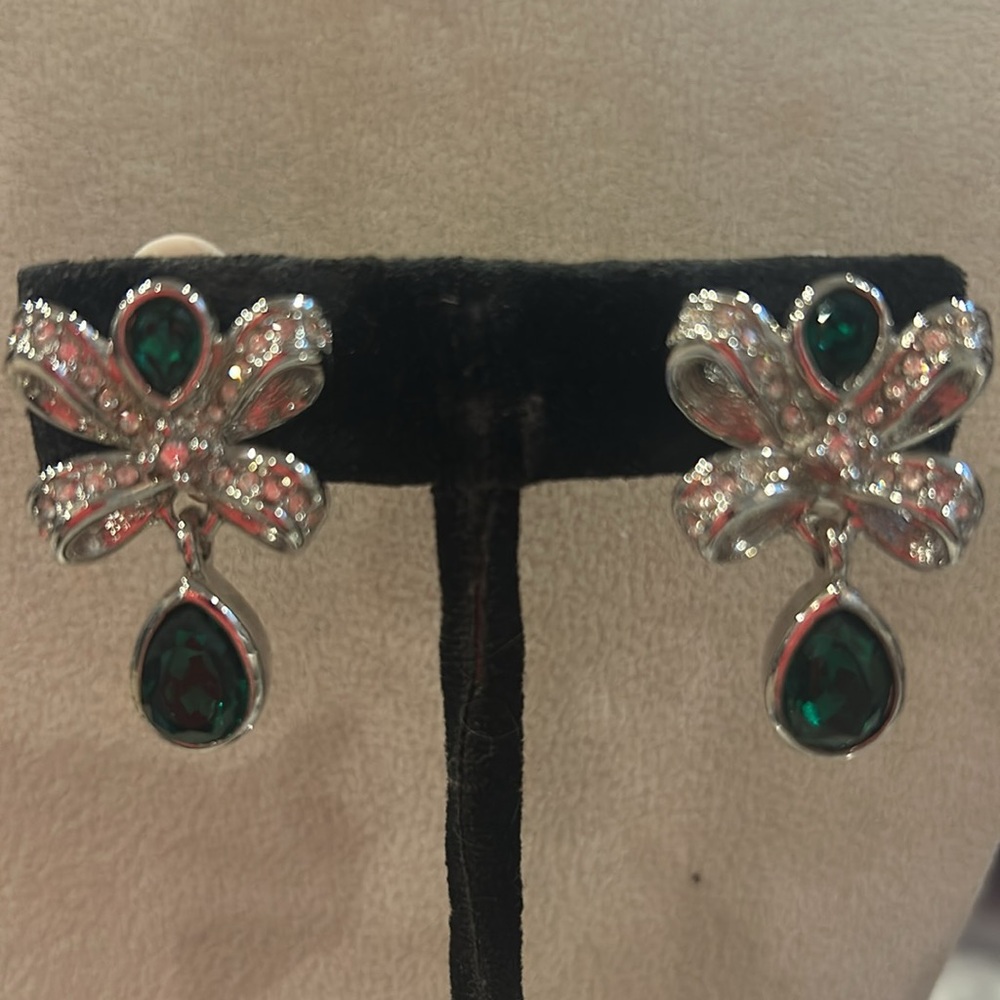 Vintage Emerald Crystal Bow Clip on Earrings-Boutique